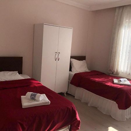Ayberk Pansiyon Apartment Canakkale Bagian luar foto
